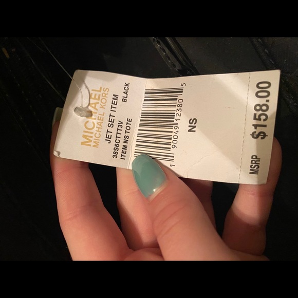 Brand new never used authentic Michael kors purse - Picture 3 of 4